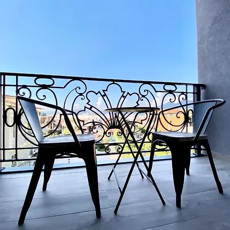 Venis Hotel