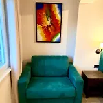 Venis Отель Тирана