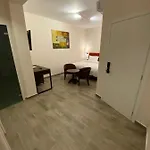 Отель Venis Тирана