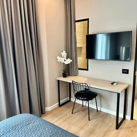 Venis Hotel